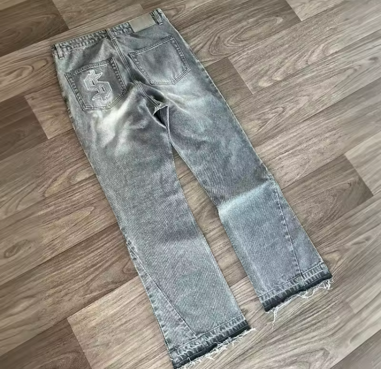 Pantalón Flared Mony Studios